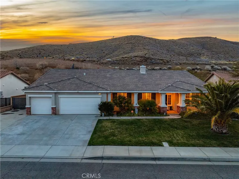40467 Tiger WAY, Palmdale, CA 93551