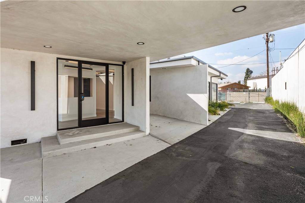 8809 Sunland BLVD, Sun Valley, CA 91352