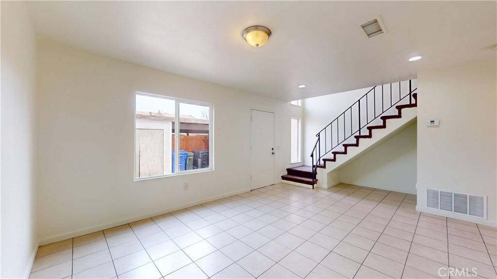 Highland, CA 92346,7938 Midhurst DR