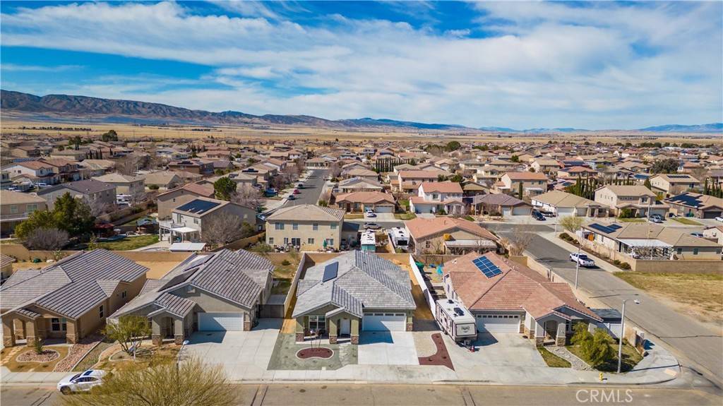Lancaster, CA 93536,43741 Verella CT