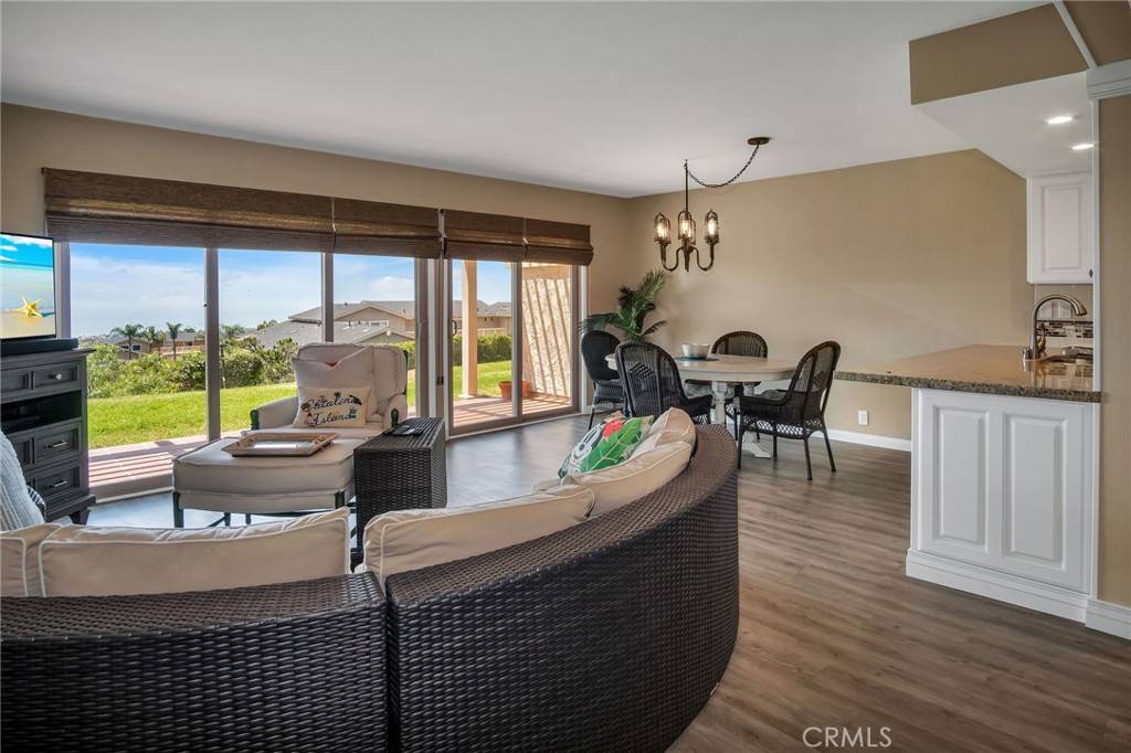 San Clemente, CA 92672,546 Avenida Adobe