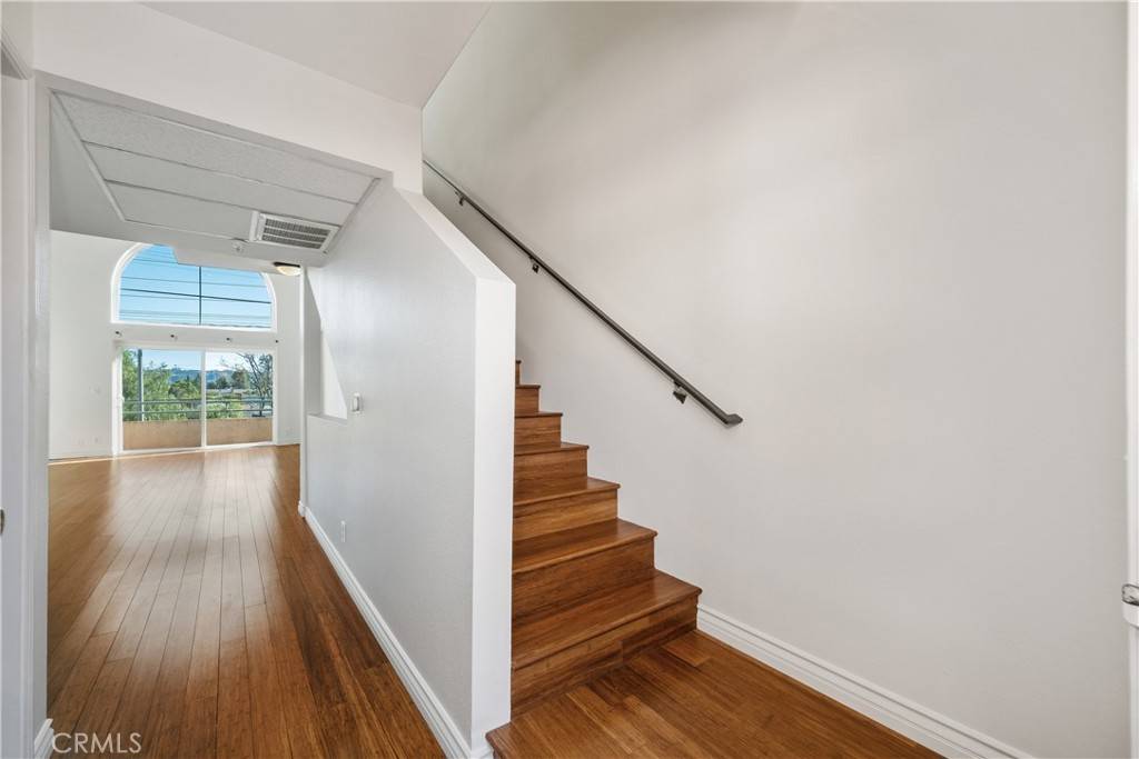 Valley Village, CA 91607,5604 Rhodes AVE #312