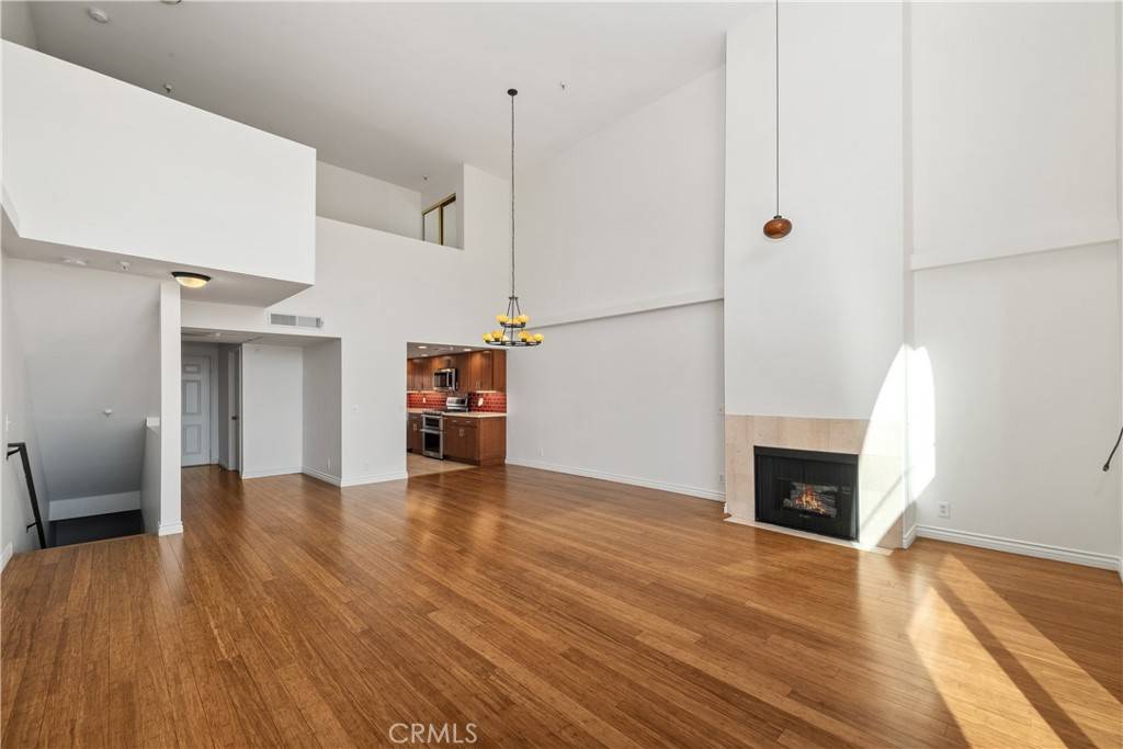 Valley Village, CA 91607,5604 Rhodes AVE #312