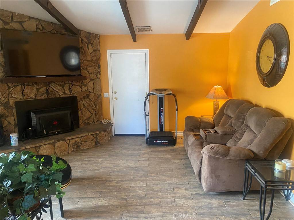 Lancaster, CA 93535,3158 E Avenue H8