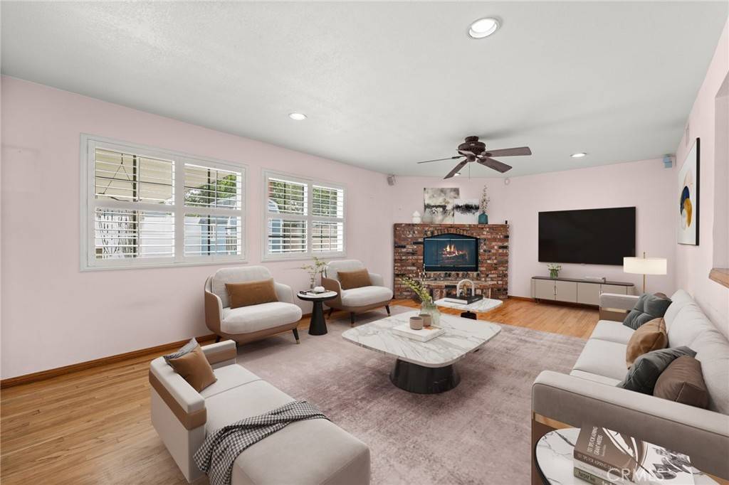 Chatsworth, CA 91311,9534 Penfield AVE