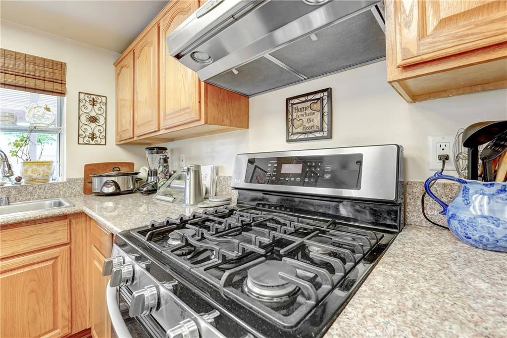 Newhall, CA 91321,26227 Rainbow Glen DR