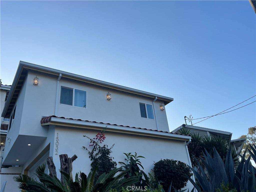 15032 Valley Vista, Sherman Oaks, CA 91403
