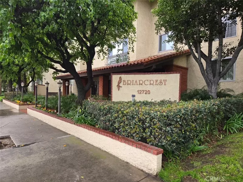 12720 Burbank BLVD #311, Valley Village, CA 91607