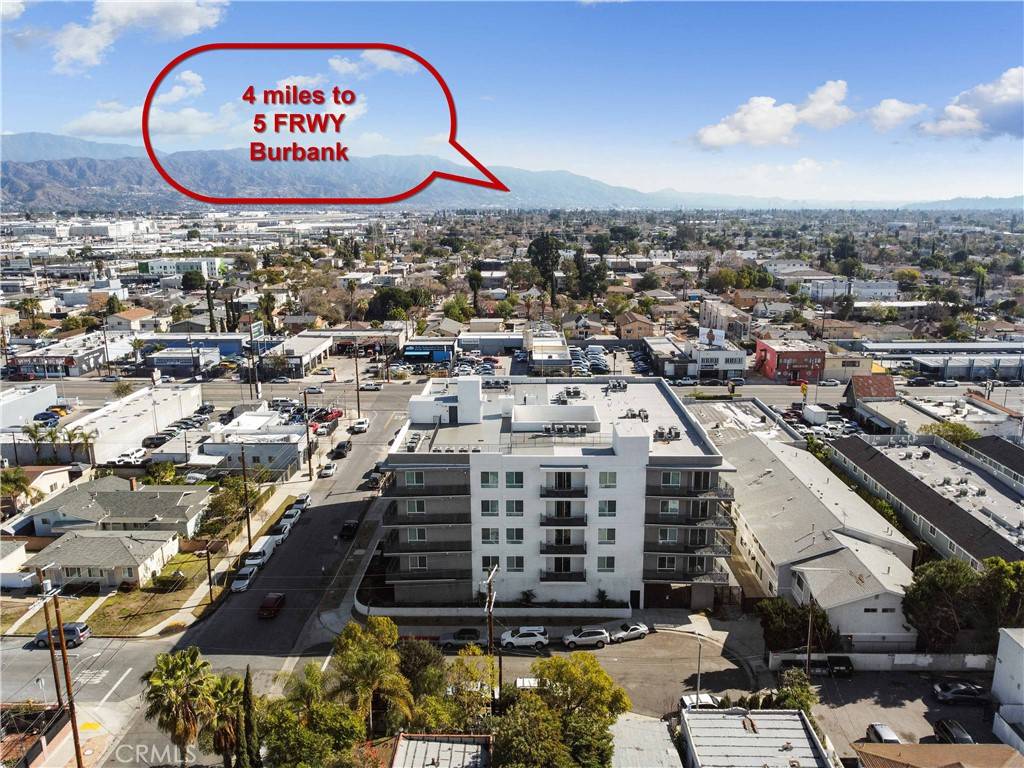 North Hollywood, CA 91606,11714 Archwood ST #206