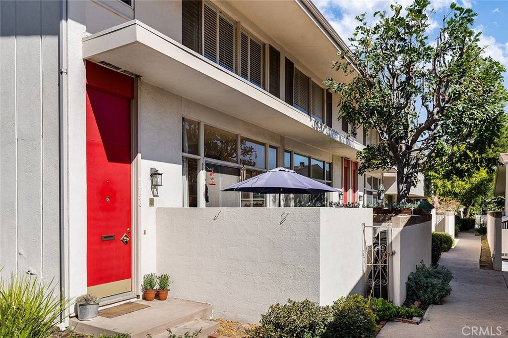 Burbank, CA 91505,4456 W Kling ST #9