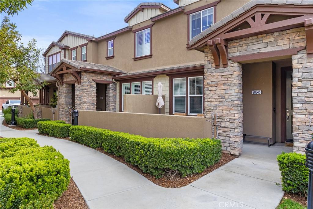 28645 Pietro DR, Valencia, CA 91354