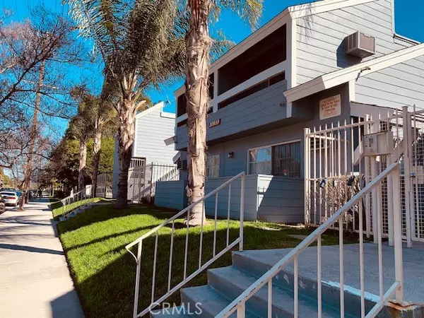 20930 Parthenia ST #216, Canoga Park, CA 91304