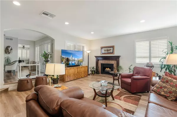 Encino, CA 91316,5401 Zelzah AVE #124