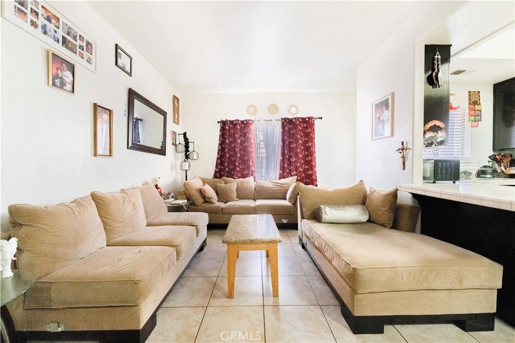 Palmdale, CA 93550,2320 E Avenue Q4 #19