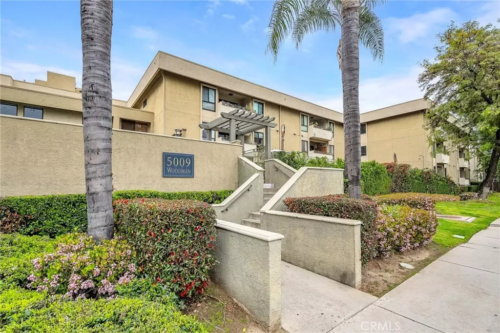 Sherman Oaks, CA 91423,5009 Woodman AVE #114