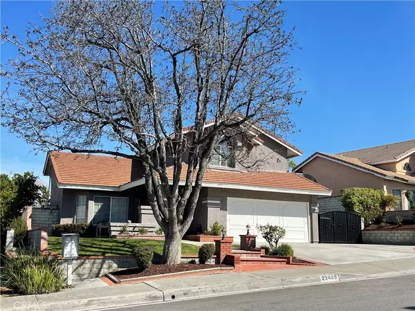 Saugus, CA 91390,22425 Poplar ST