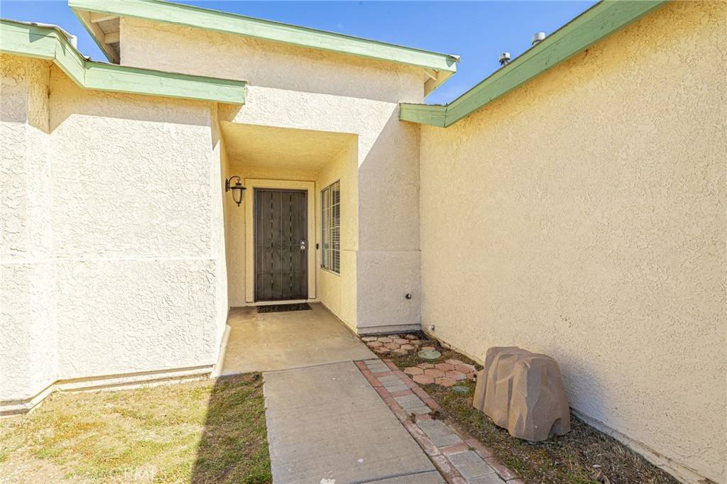 Rosamond, CA 93560,1133 Oakwood LN
