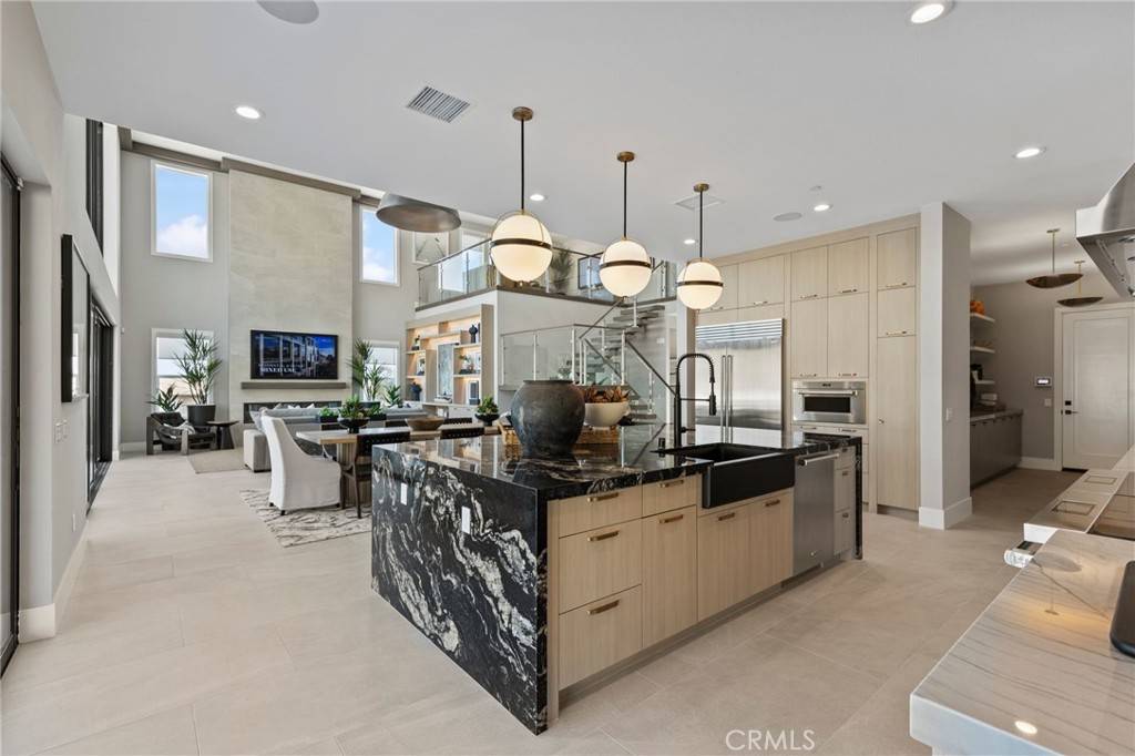 Chatsworth, CA 91311,9522 N Andora AVE