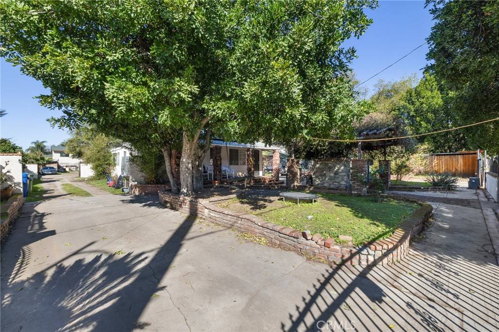 Panorama City, CA 91402,9237 Cedros AVE