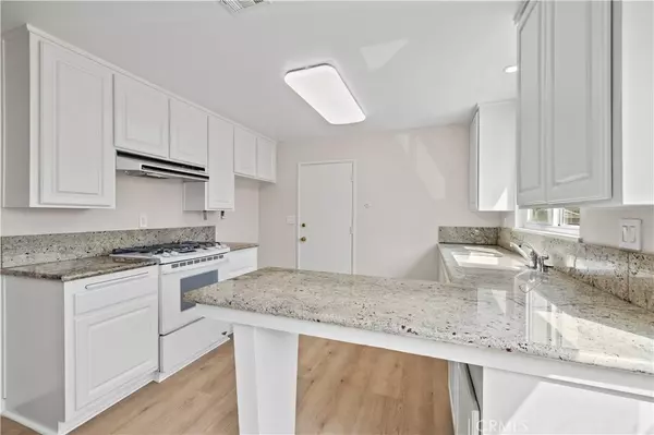 Saugus, CA 91350,27231 Cabrera AVE