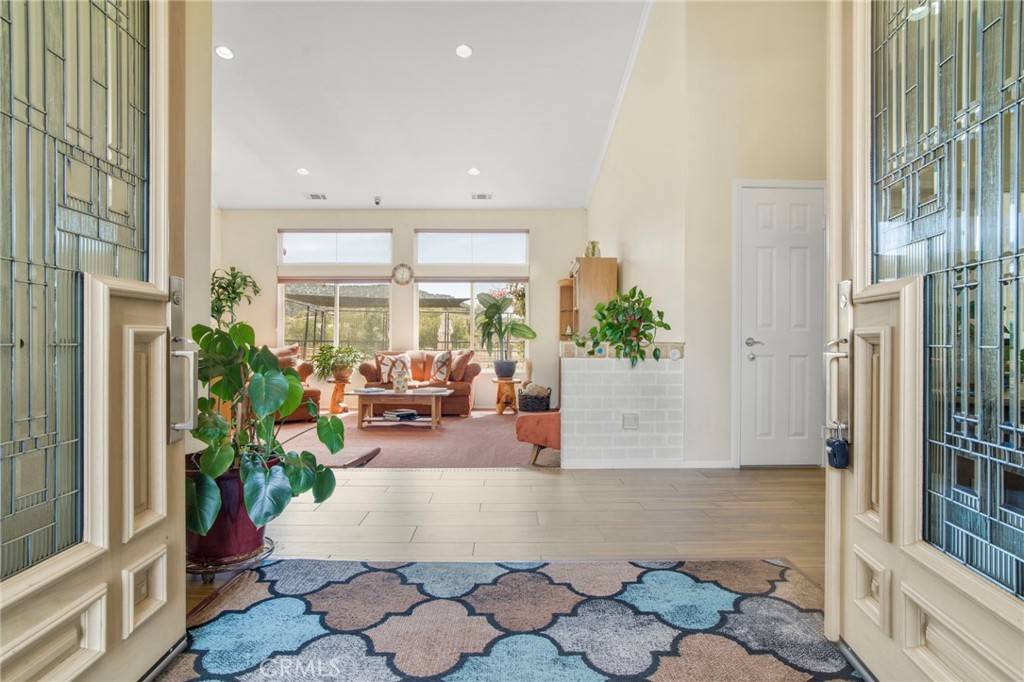 Agua Dulce, CA 91390,9854 Bald Mountain CT