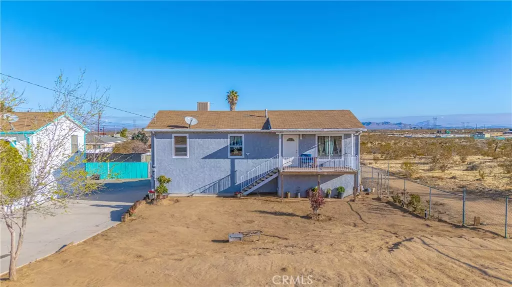 13121 E Avenue V12, Pearblossom, CA 93553