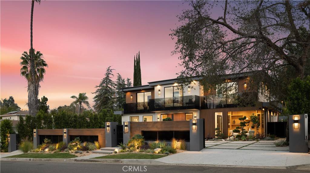5244 Tampa Ave, Tarzana, CA 91356