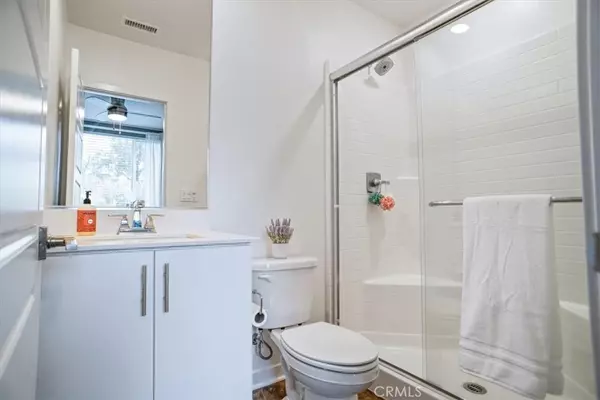 Valencia, CA 91381,26934 Tanager LN