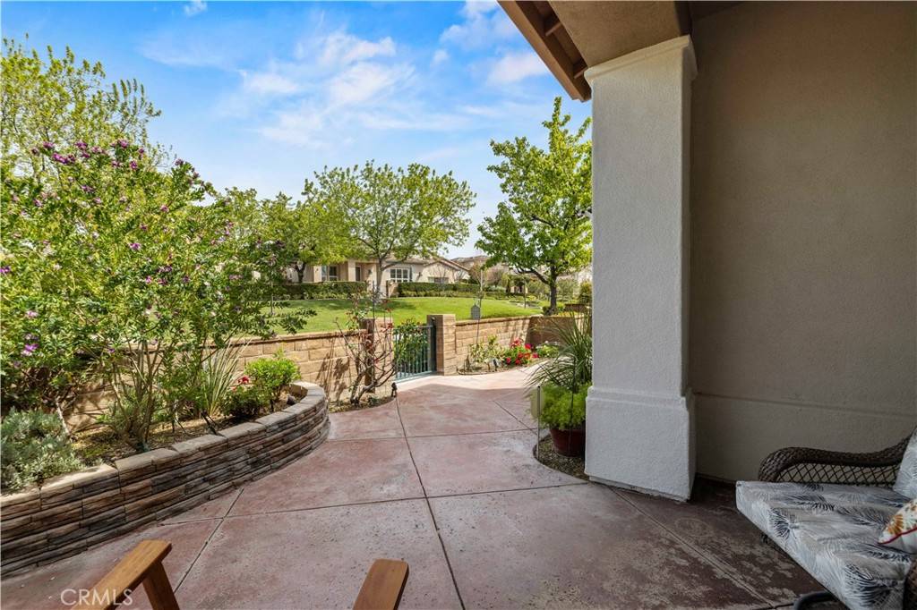 Valencia, CA 91354,23818 Laurel Oak CT