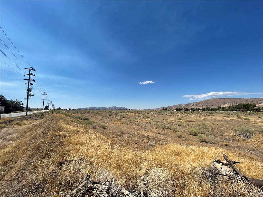Tehachapi, CA 93561,15300 Highline RD