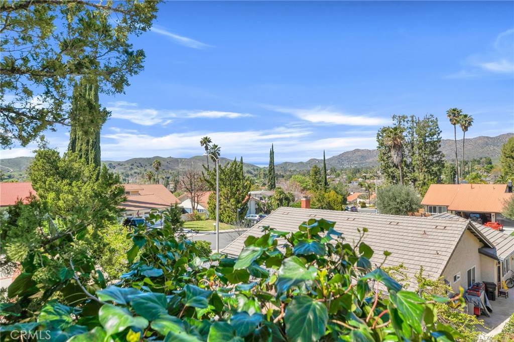 Agoura Hills, CA 91301,28647 Bamfield DR