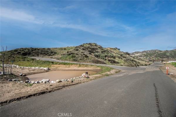 Saugus, CA 91390,28774 San Francisquito Canyon RD