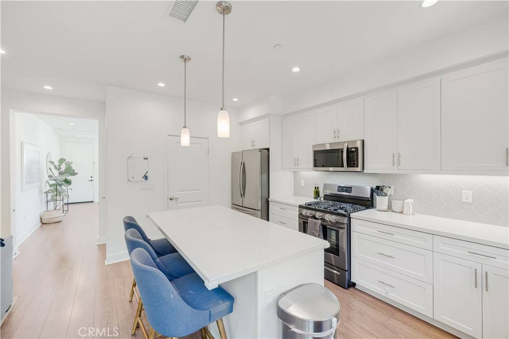 Reseda, CA 91335,6747 Rhea CT