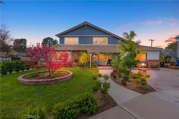 Newhall, CA 91321,24405 Derian DR