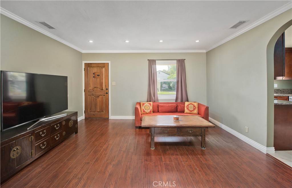 Encino, CA 91316,17561 Bullock ST