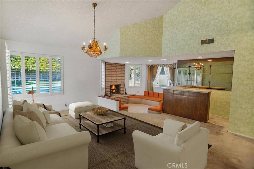 Northridge, CA 91325,17813 Lemarsh