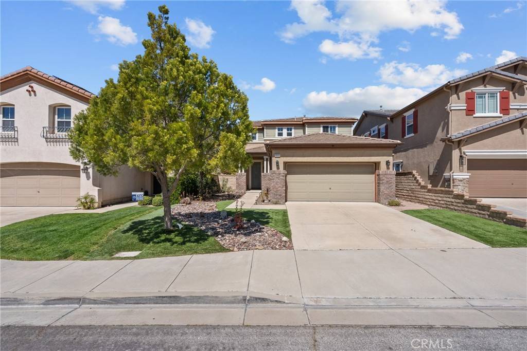 Saugus, CA 91350,19933 Holly DR
