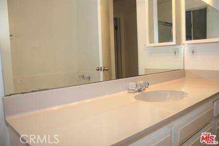 Santa Monica, CA 90405,3111 4th ST #212