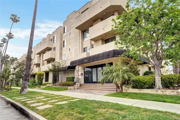 Reseda, CA 91335,19350 Sherman WAY #104