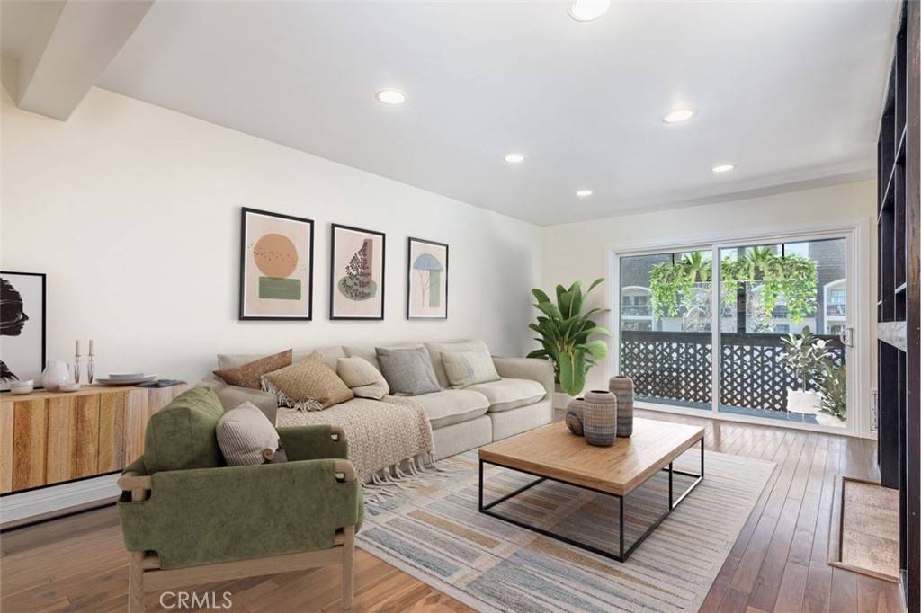 Encino, CA 91316,5334 Lindley AVE #314