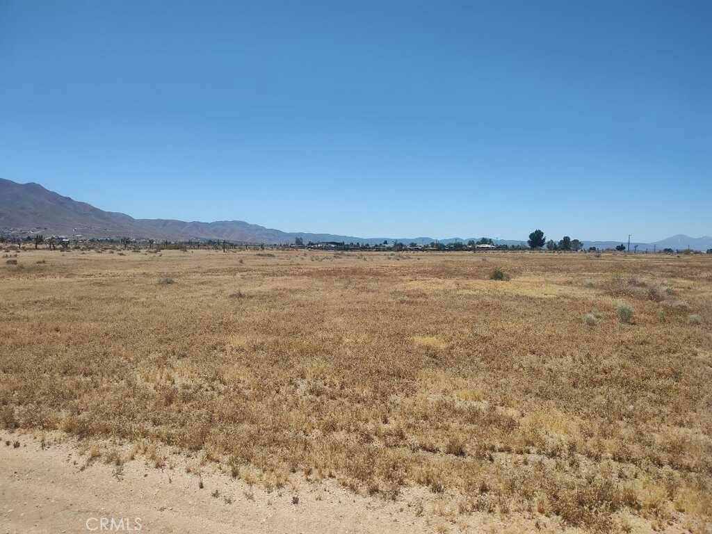 0 Boxwood ST, Apple Valley, CA 92308