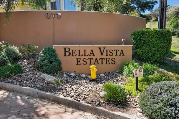 Newhall, CA 91321,24845 Bella Vista DR