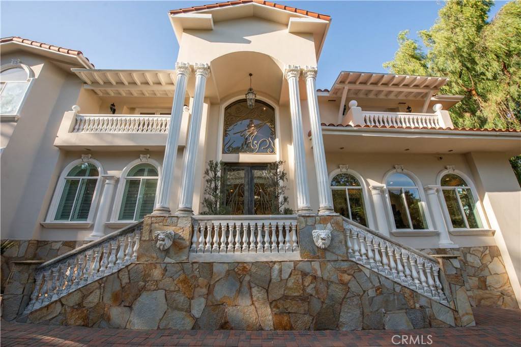 Chatsworth, CA 91311,22751 Plummer ST