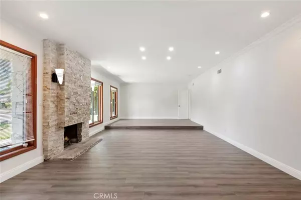 Granada Hills, CA 91344,12384 Woodley AVE