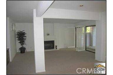 Westlake Village, CA 91362,673 Arroyo Oaks DR
