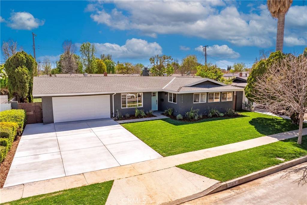 20226 Labrador ST, Chatsworth, CA 91311