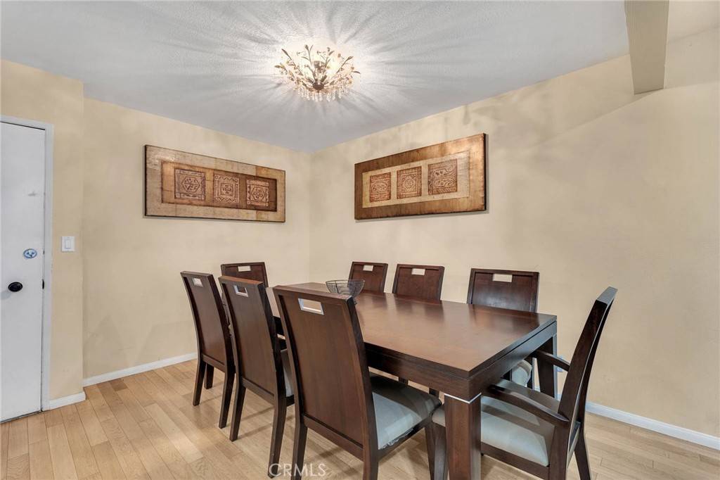 Tarzana, CA 91356,18620 Hatteras ST #114