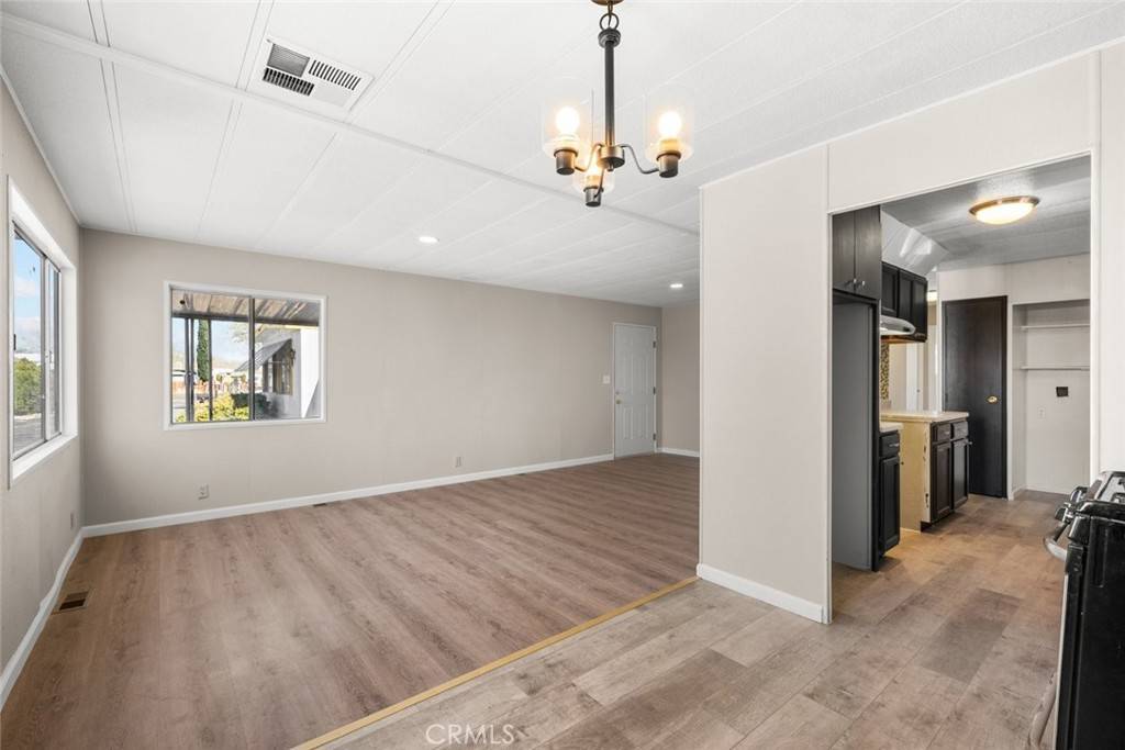 Palmdale, CA 93550,3255 E Avenue R #27