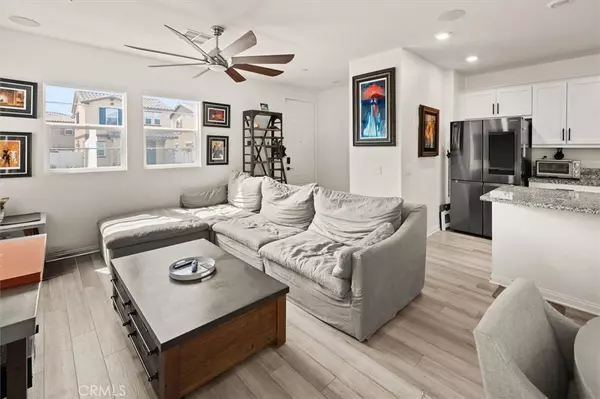 Canyon Country, CA 91387,27556 Antelope DR