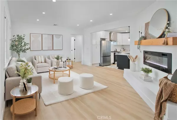 Northridge, CA 91343,9428 Gerald AVE